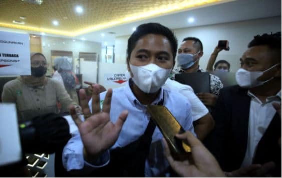 Doni Salmanan Minta Dibawakan Buku dan Perlengkapan Ibadah