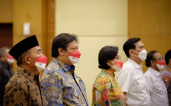Gurauan Sri Mulyani Sebut Luhut Menko Paling Tajir, Pajaknya 35%