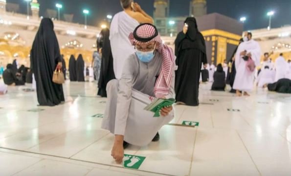 Arab Saudi Akhiri Pembatasan Covid-19, Berlaku juga di Masjidil Haram dan Masjid Nabawi