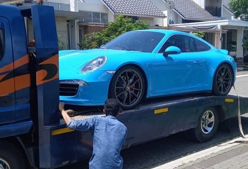 Bareskrim Sita Aset Crazy Rich Bandung Doni Salmanan: Porsche, Rumah hingga Moge