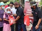 Relawan Kenalkan Sosok Ganjar Pranowo ke Warga hingga Ponpes di Jabar