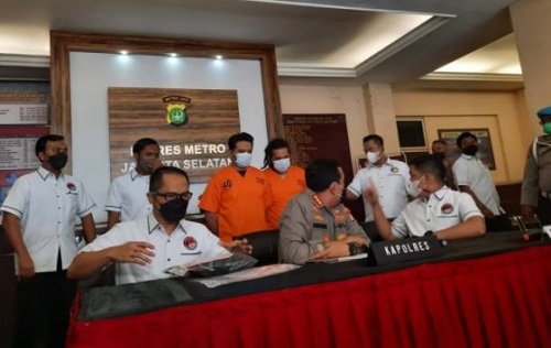 Roby Satria Tersandung Kasus Narkoba, Geisha Tetap Manggung