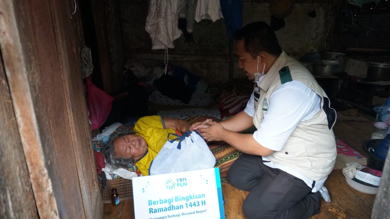 YBM PLN UIP JBT Salurkan Bantuan Ramadan 1443 H untuk 1.422 Yatim Dhuafa