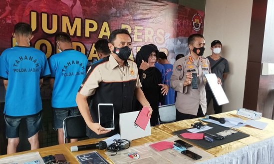 Polda Jabar Bekuk Sindikat Pembobol Mobil dan Truk di Rest Area