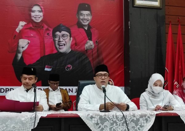 Tegas! Ketua DPD PDIP Jabar Meminta Hal Ini ke Presiden Jokowi