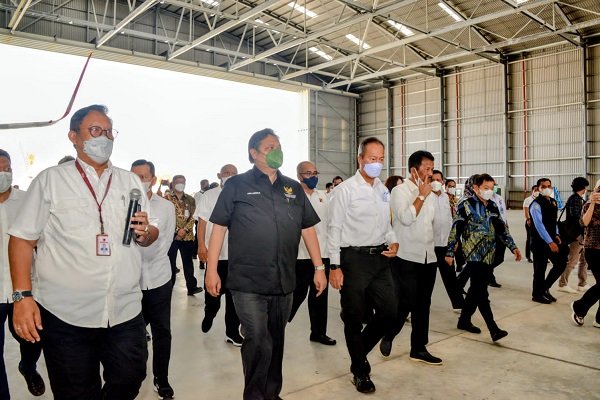 Menko Airlangga Tinjau Langsung Pengembangan KEK terkait Industri MRO Pesawat Udara dan Digital di Batam