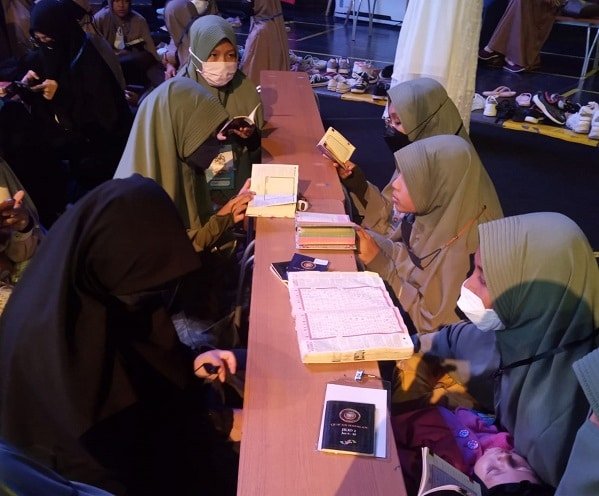 400 Santri Penghafal Al-Qur`an Bebas Bermain Sepuasnya di Trans Studio Bandung