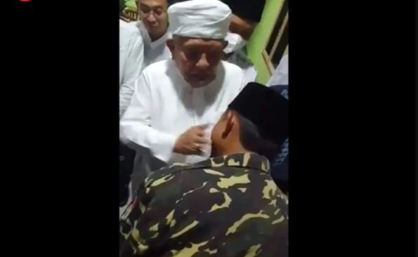 Viral Anggota Banser Ditampar Kiai, Ini yang Terjadi