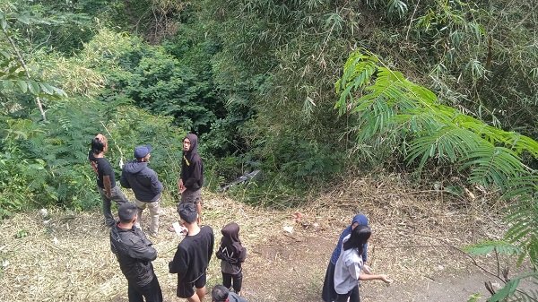 Mobil Masuk Jurang di Cililin KBB, Ibu dan 2 Anak Tewas
