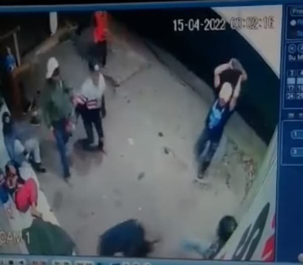 Viral Video Seorang Remaja Dikeroyok dan Dihantam Pakai Batu di Ciwalengke Majalaya