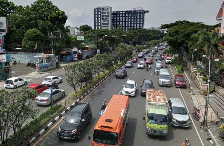 H+2 Arus Balik di Kawasan Pasteur Macet