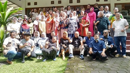Perkumpulan Alumni SMPN 6 Gelar Halal Bihalal