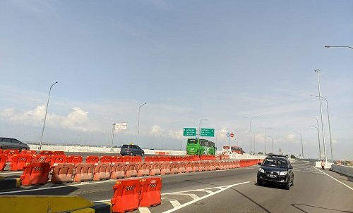 Arus Lalin di GT Cileunyi H-1 Lebaran Lancar, Puncak Mudik 28 April