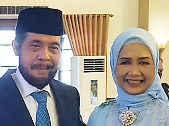 Sah! Ketua MK Resmi Nikahi Adik Presiden Jokowi, Idayati