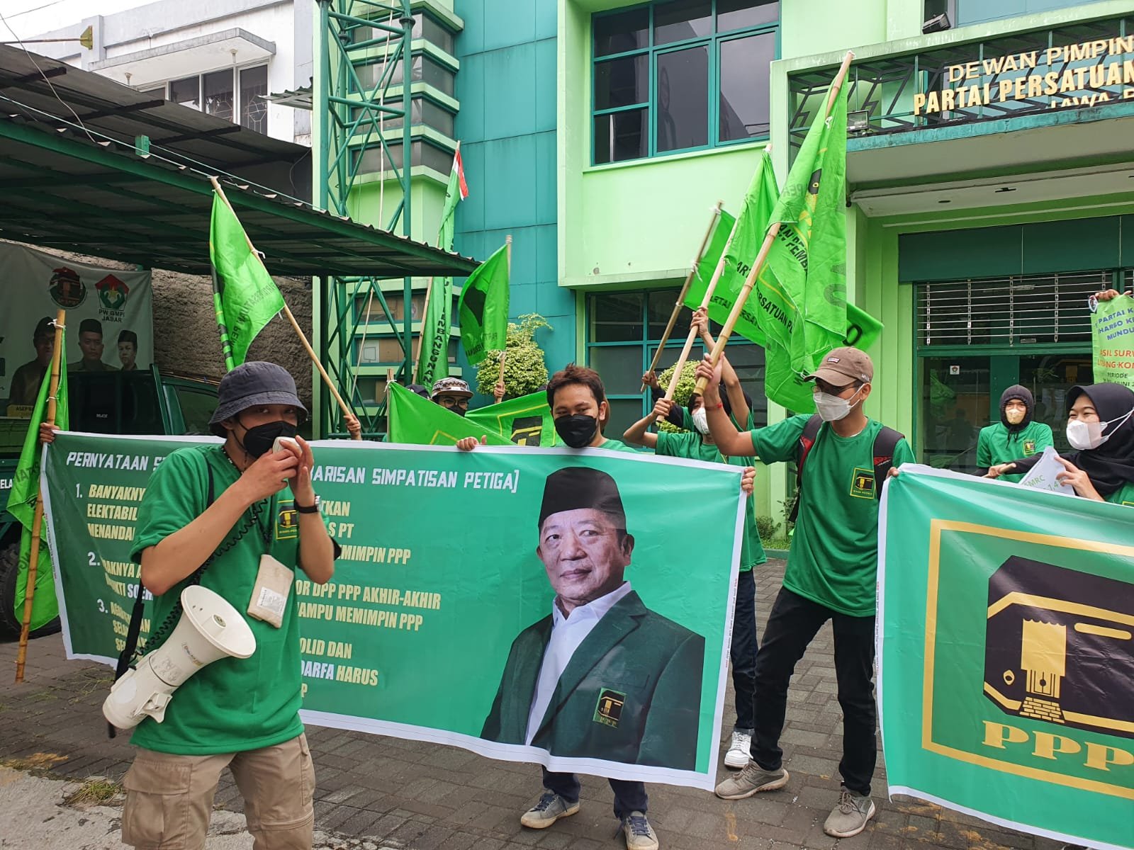 Kader PPP di Jabar Desak Ketua Umum Suharso Manoarfa Mundur