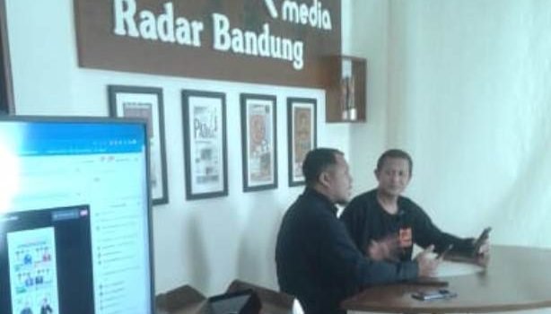 Kang Emil dan Airlangga Juara Live TikTok Bakal Capres Radar Bogor Grup