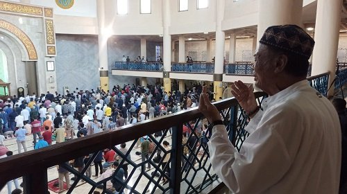 Masjid Raya Bandung Hingga Masjid dalam Gang Gelar Shalat Ghaib untuk Eril
