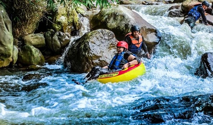 43 Rekomendasi Tempat Wisata di Bandung yang Banyak Dikunjungi