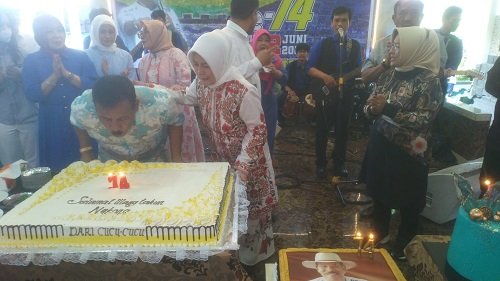 Ini Harapan Umuh Muchtar untuk Persib di Ulang Tahun yang ke 74