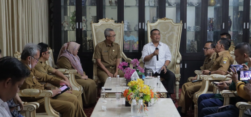 Sukseskan Hari Jadi ke-653 Cirebon, Walikota Ajak Insan Media ‘Ngobeng’
