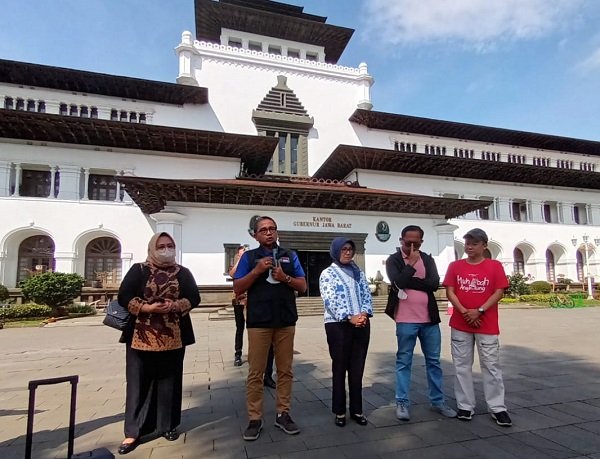 Tim Angklung Jabar Ikut Festival di Amerika