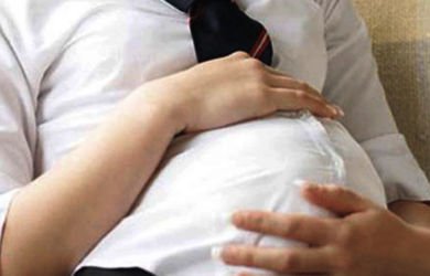 4 Cara Bijak Suami Menghadapi Istri yang Sedang Hamil