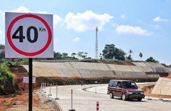 Daftar Tarif Resmi Tol Cisumdawu Seksi 1 Cileunyi-Pamulihan