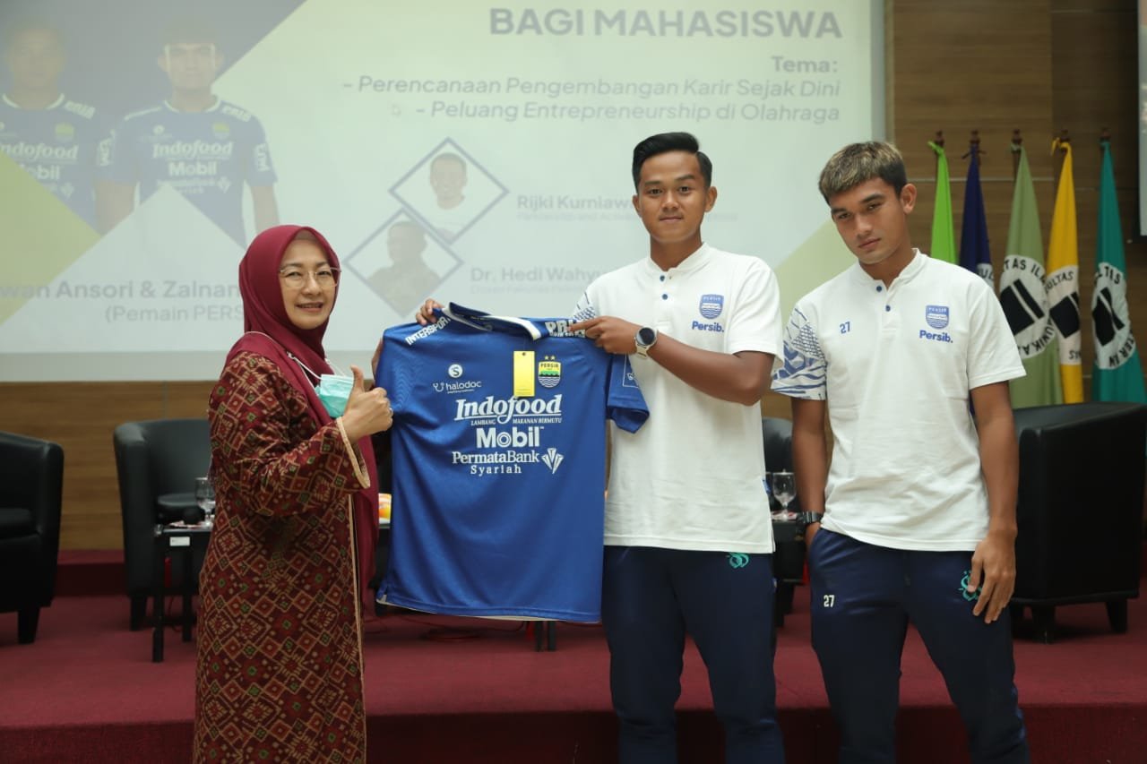 Gali Potensi Mahasiswa, Unisba dan Persib Gelar Seminar Kewirausahaan