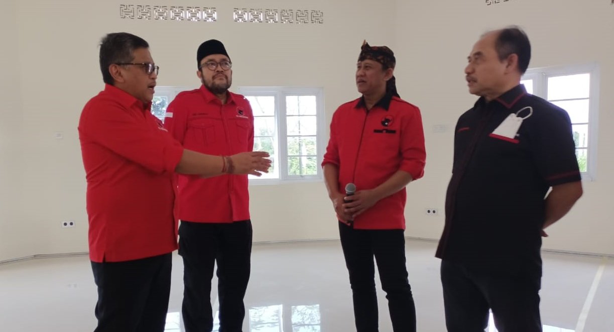 Tinjau Bumi Marhaenis, Hasto Kristiyanto: Tempat Ini Jadi Ruang Berekspresi Anak Muda Bandung