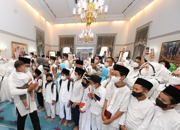 Keluarga Gelar Walimatus Safar, Ridwan Kamil Berangkat ke Tanah Suci Hari Ini