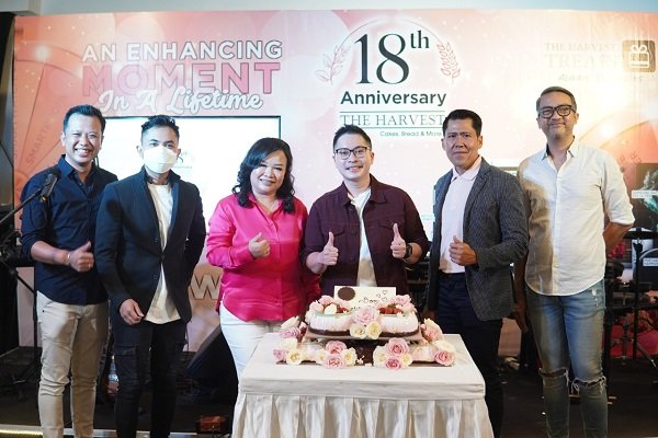 The Harvest Rayakan An Enhancing Moment In A Lifetime bersama Cake Lovers