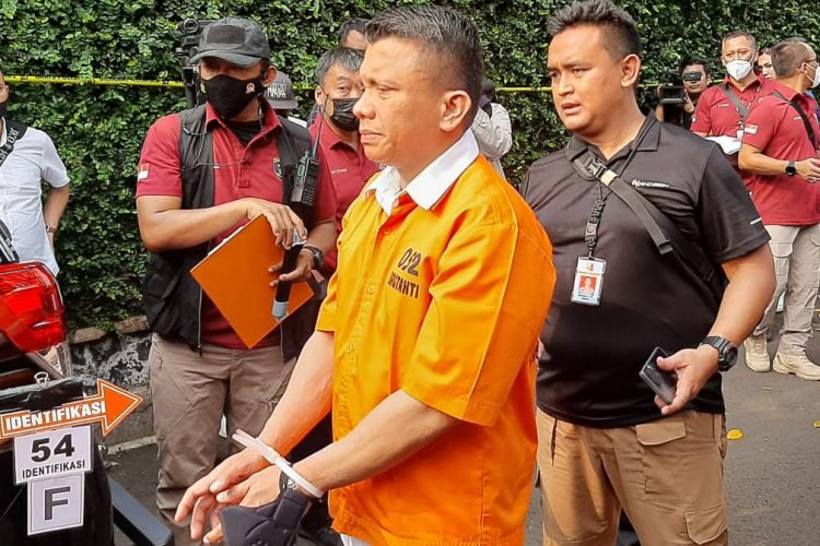 Ferdy Sambo Peragakan Adegan Jelang Penembakan Brigadir J di Rumdin
