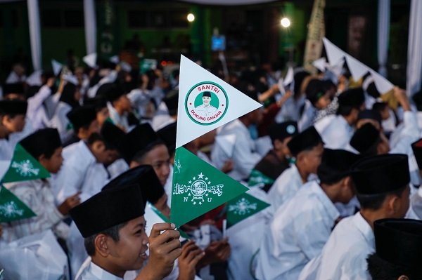 Menyelami Aspirasi Ulama, Ganjar Diusung Jadi Presiden 2024 oleh Ribuan Santri-Ulama di Purwakarta