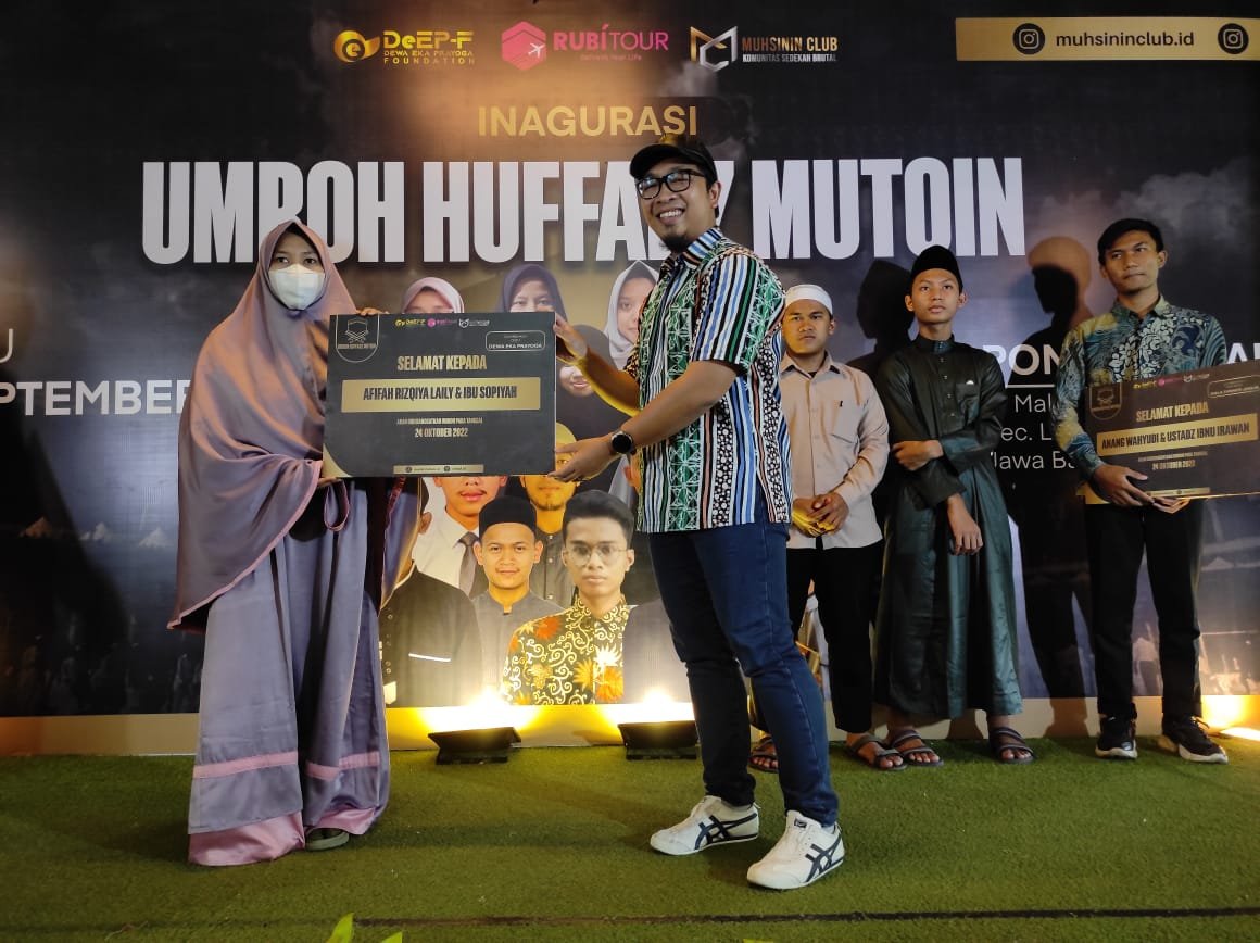 DeEP-F Memberangkatkan Umroh Penghafal Al-Quran Secara Gratis