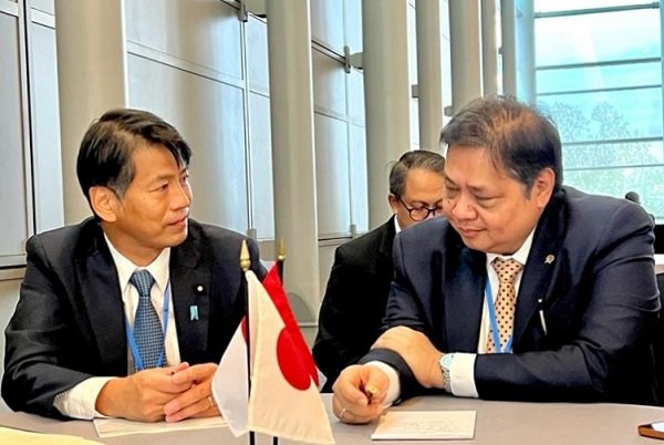 Menko Airlangga Bertemu Menteri Jepang, Tahun 2023 Momentum Terbaik Saling Mendukung