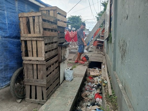 Hujan Deras, Jalanan Pasar Panorama Lembang Kerap Tergenang Banjir