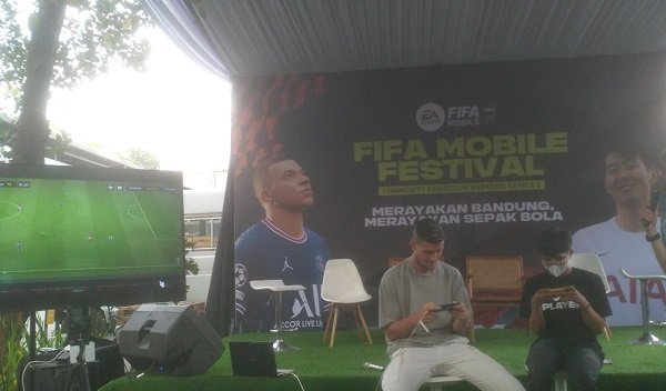 FIFA Mobile Community Exhibition Series 5 Hadir di Bandung, Dimeriahkan Atep dan Nick Kuippers