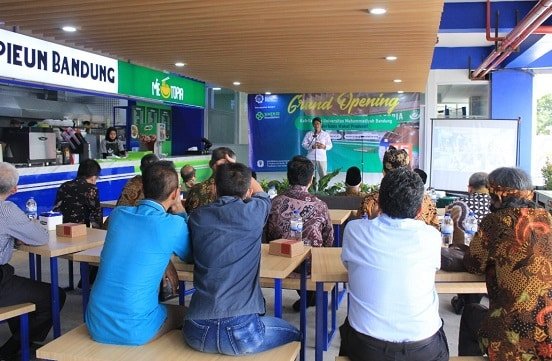 Sinergi Foundation-Universitas Muhammadiyah Bandung Luncurkan Kafe Kampus Berbasis Wakaf