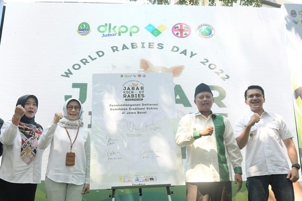 Jabar Canangkan Kick Out Rabies