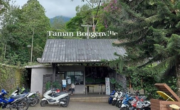 Mengusir Penat di Taman Wisata Bougenville Bandung