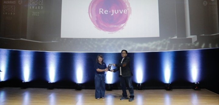 Re.juve Raih Penghargaan Continuous Clean Label Product of the Year dari Marketeers Editor’s Choice Award 2022