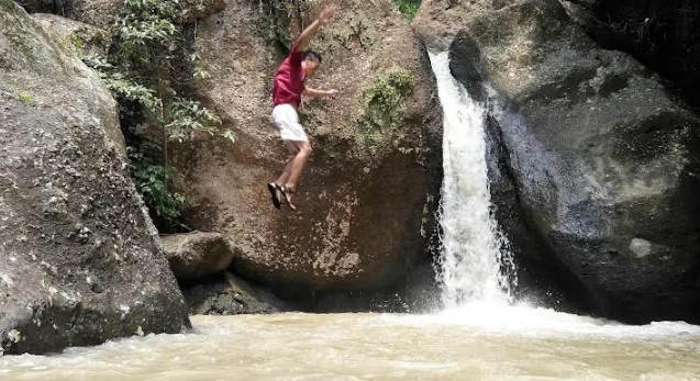 Cerita Mitos di Balik Keindahan Curug Sawer