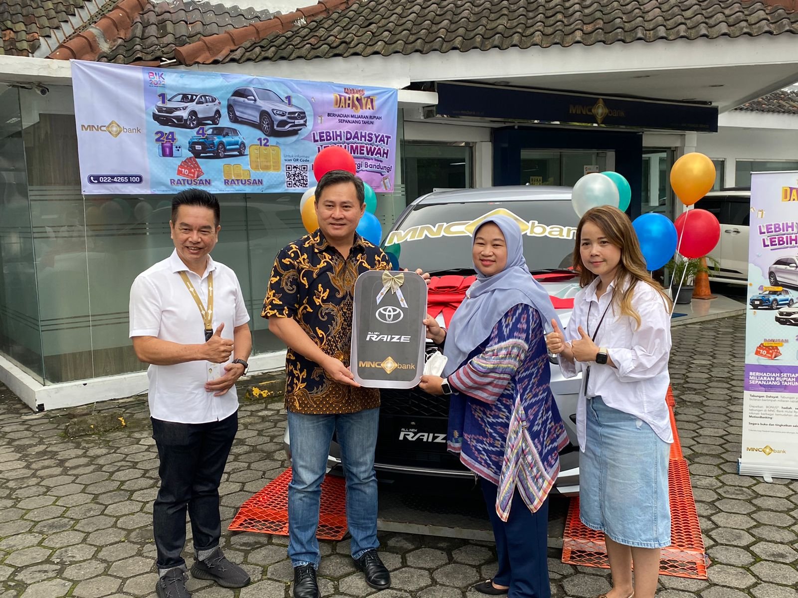 Program Tabungan Dahsyat MNC Bank, Nasabah Asal Bandung Menang Toyota Raize