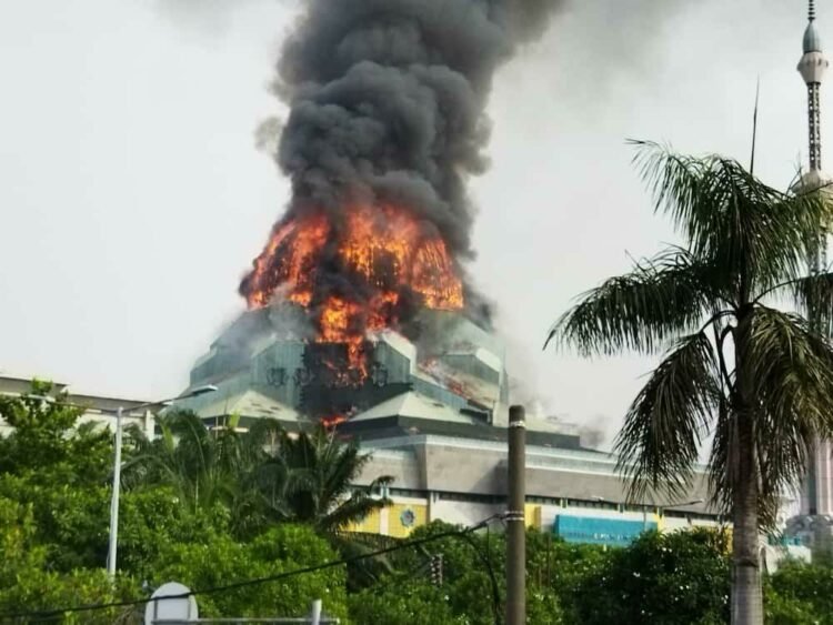 Kronologi Kebakaran di Kubah Masjid Jakarta Islamic Center