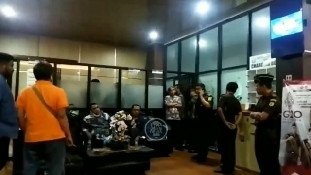 Beredar Video Nikita Mirzani Teriak-Teriak di Dalam Ruangan Kejari Serang