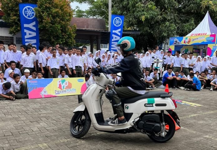 Keseruan Ala Anak Muda Cirebon Bersama Yamaha Fazzio Youth Project