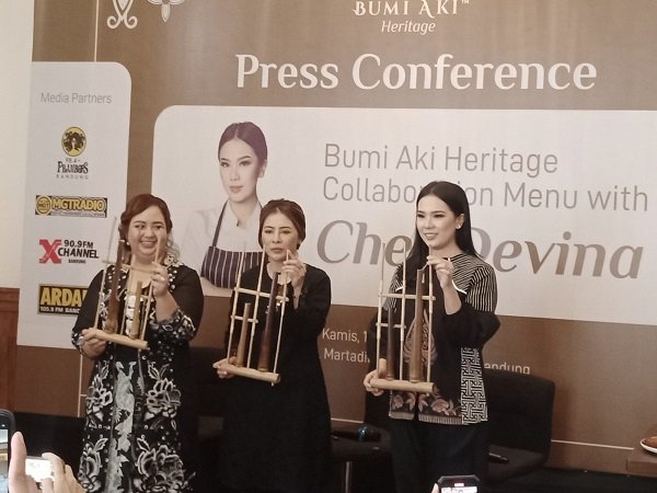 Kolaborasi Bersama Celebrity Chef, Bumi Aki Heritage Bandung Berikan Pengalaman Next Level Sajian Jawa Barat