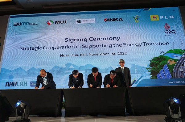 Komitmen Akselerasi Transisi Energi, PLN dan MUJ Perkuat Sinergi