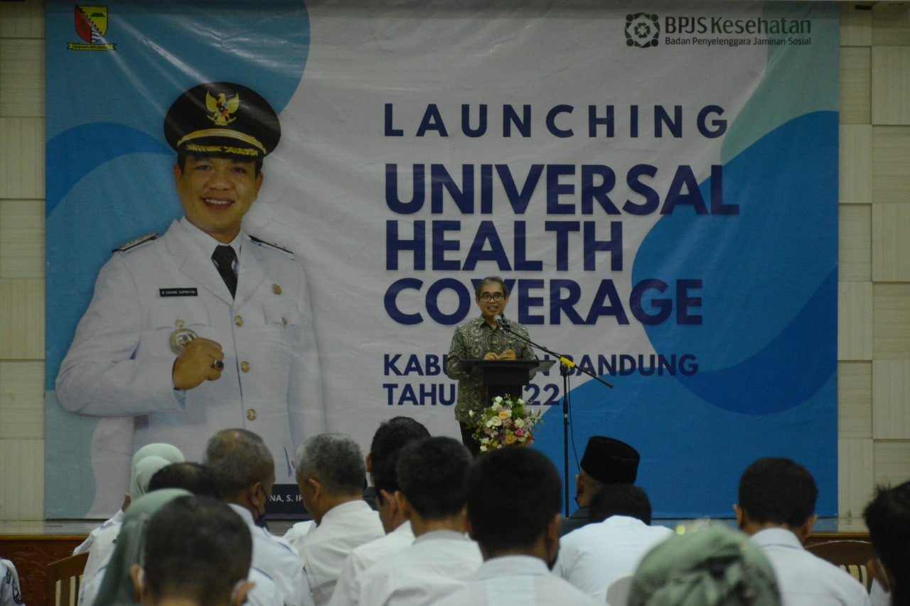 Kabupaten Berpenduduk Terbesar Kedua di Indonesia Resmi Sandang Gelar UHC