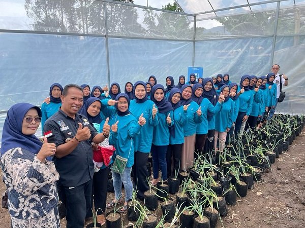 PNM Resmikan Kampung Madani di Kampung Areng Cimahi